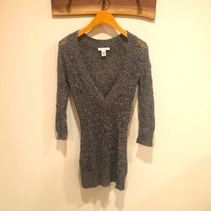 White House Black Market long sweater. Excellent condition!